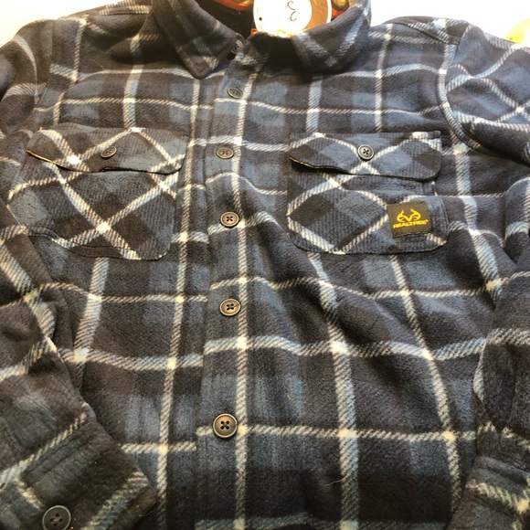 Realtree Fleece Shacket Men’s Small NWT - Picture 3 of 14